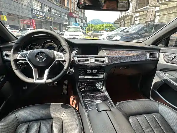 Mercedes-Benz CLS 2013