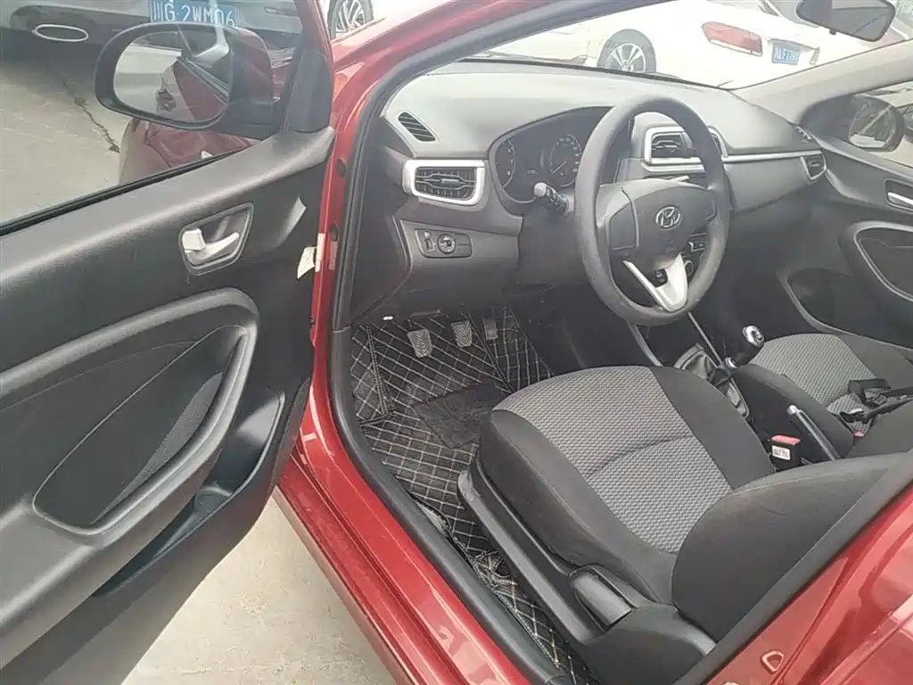 Hyundai Verna 2019 — фото 16