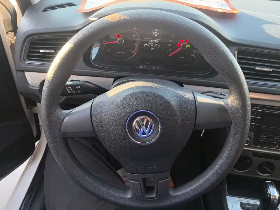 Volkswagen Gran Lavida 2016 — фото 15