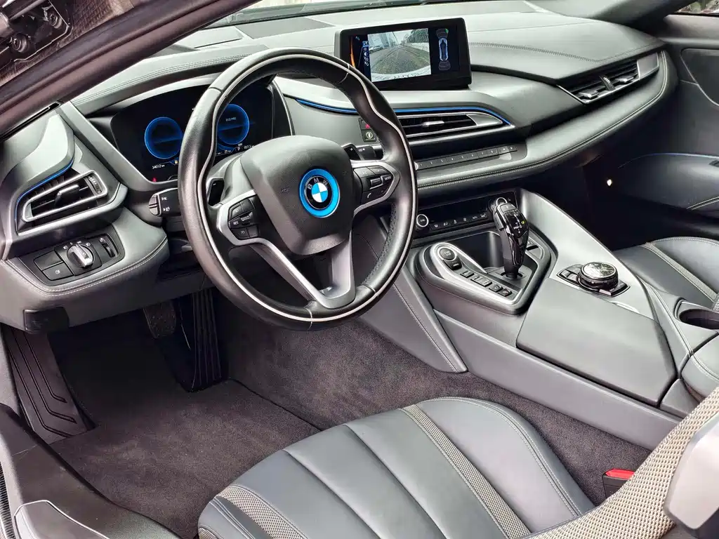 BMW i8 2018 — фото 16