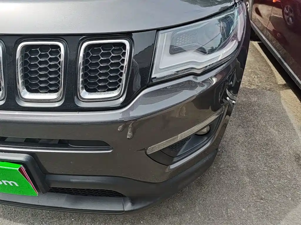 Jeep Compass 2019 — фото 24