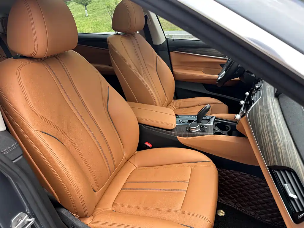 BMW 6 Series GT 2021 — фото 15
