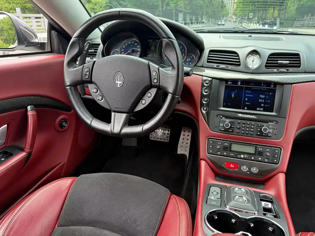 Maserati Granturismo 2017 — фото 9