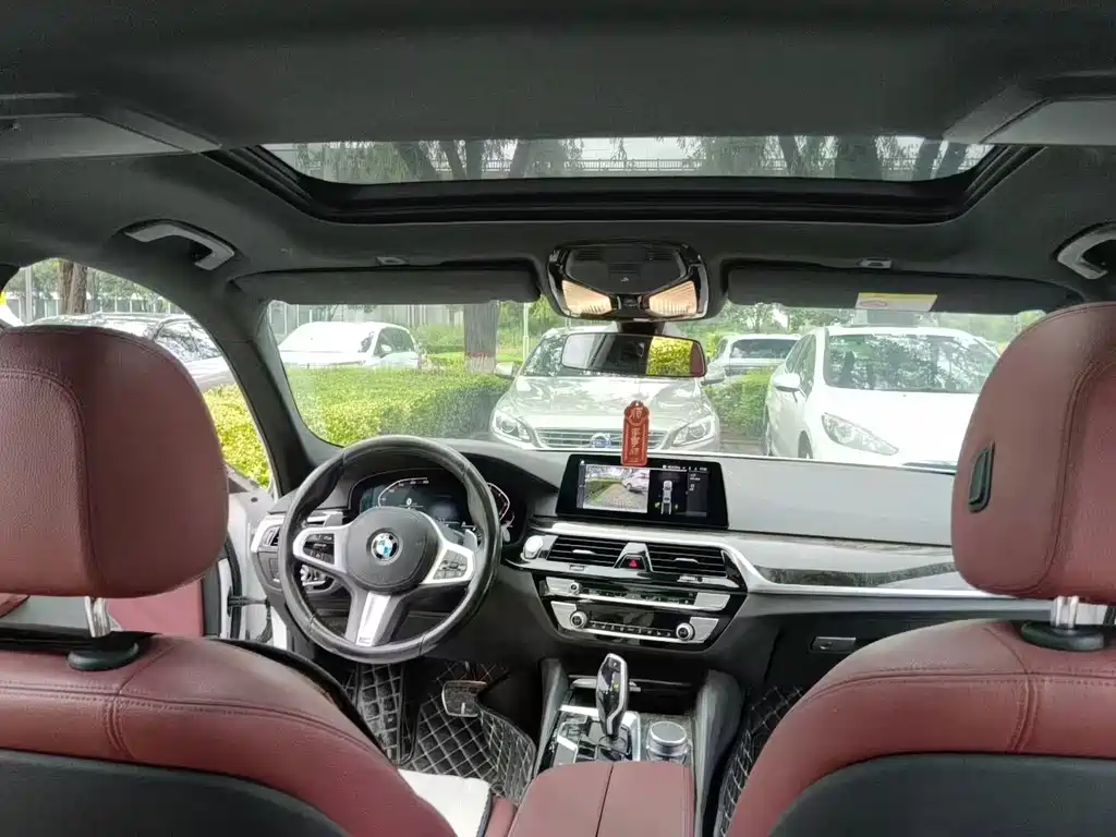 BMW 5 Series 2019