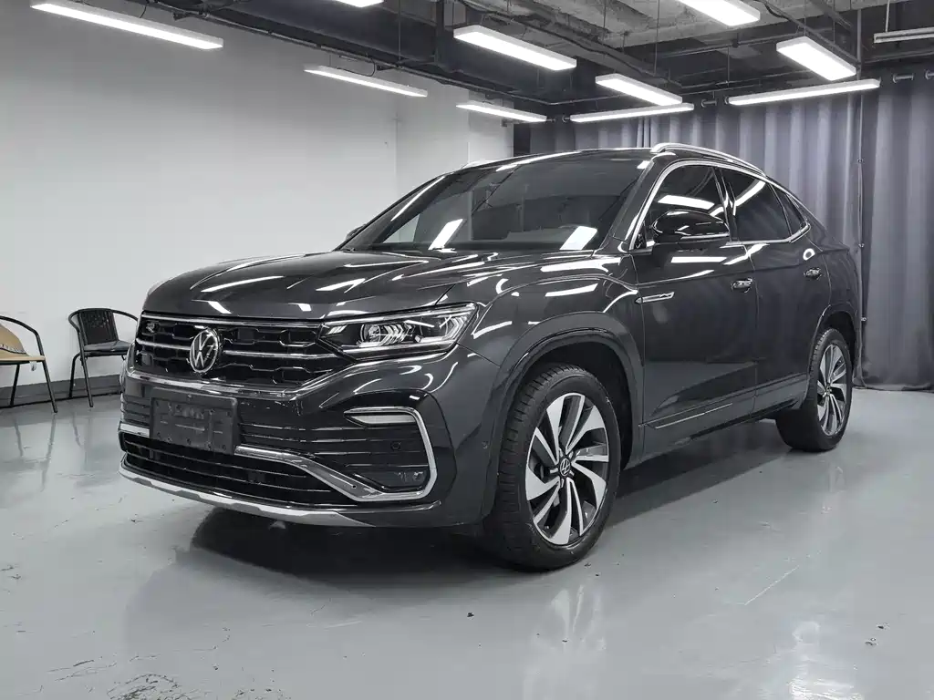 Volkswagen X 2020