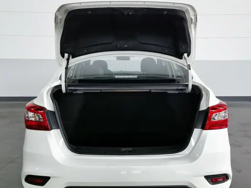 Nissan Sylphy 2023 — фото 16