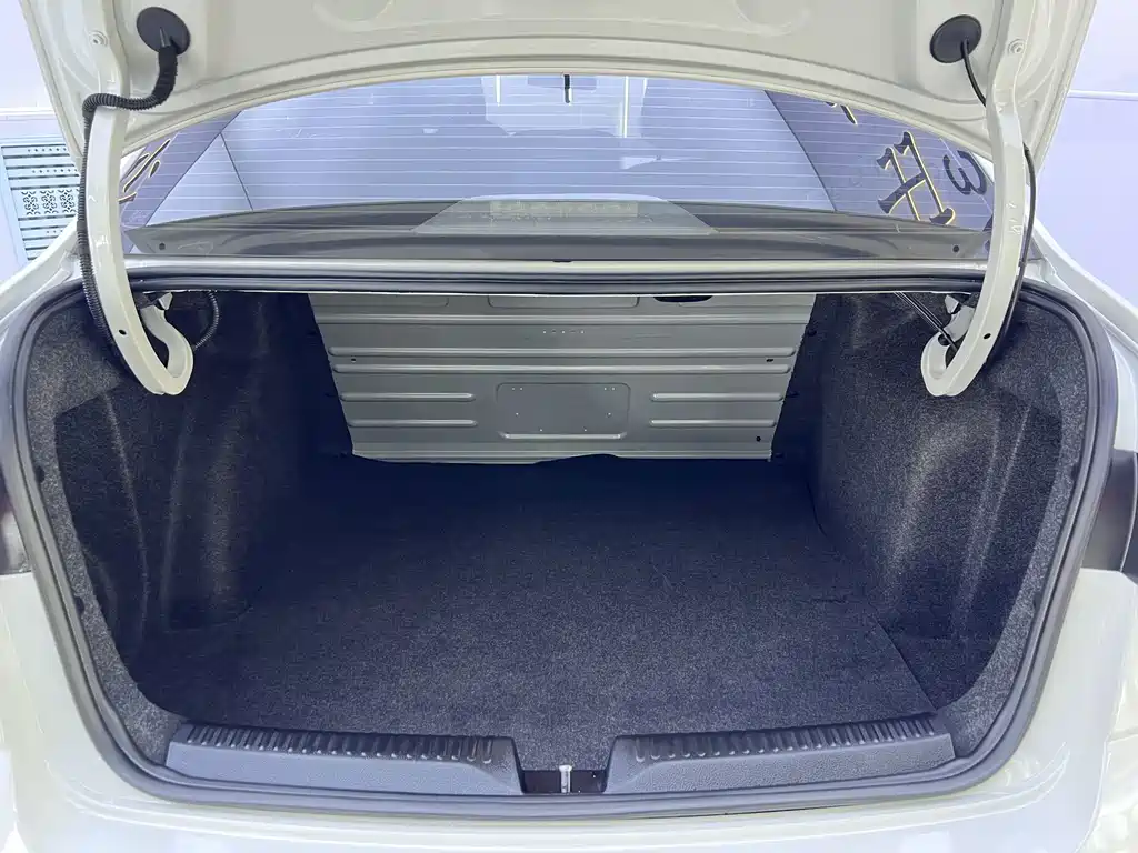 Skoda Rapid 2022 — фото 16