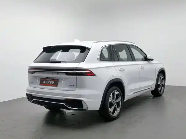 Geely Xingyue L 2025