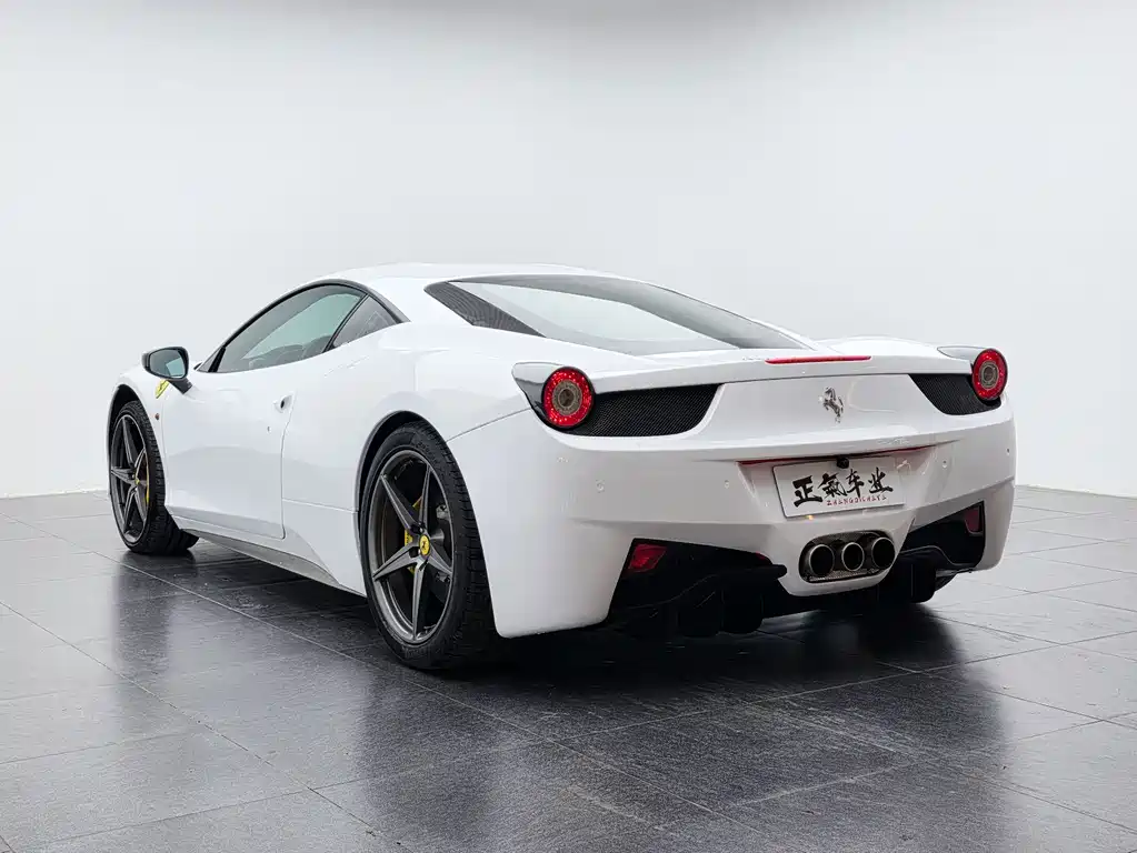 Ferrari 458 2013 — фото 28