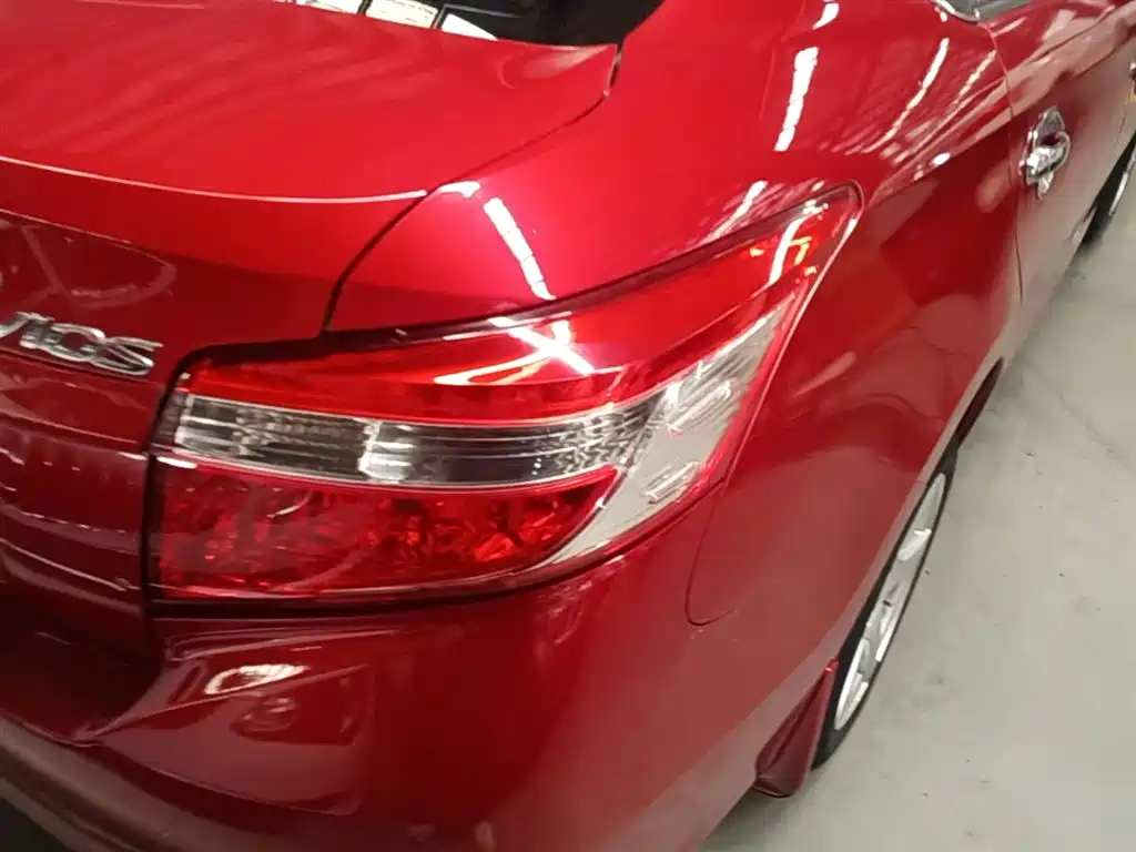 Toyota Vios 2015 — фото 8