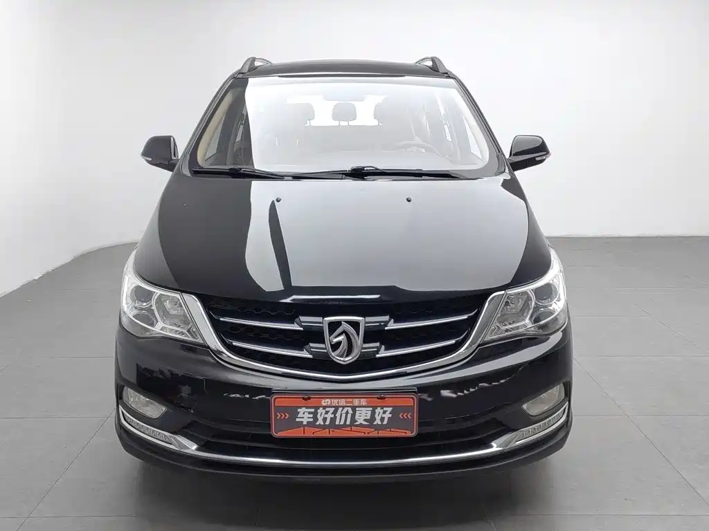 Baojun 730 2015