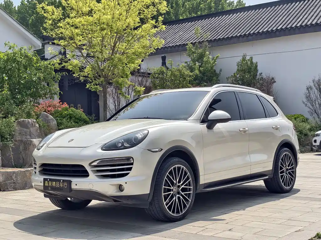 Porsche Cayenne 2012