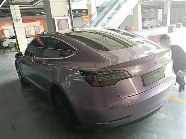 Tesla Model 3 2020