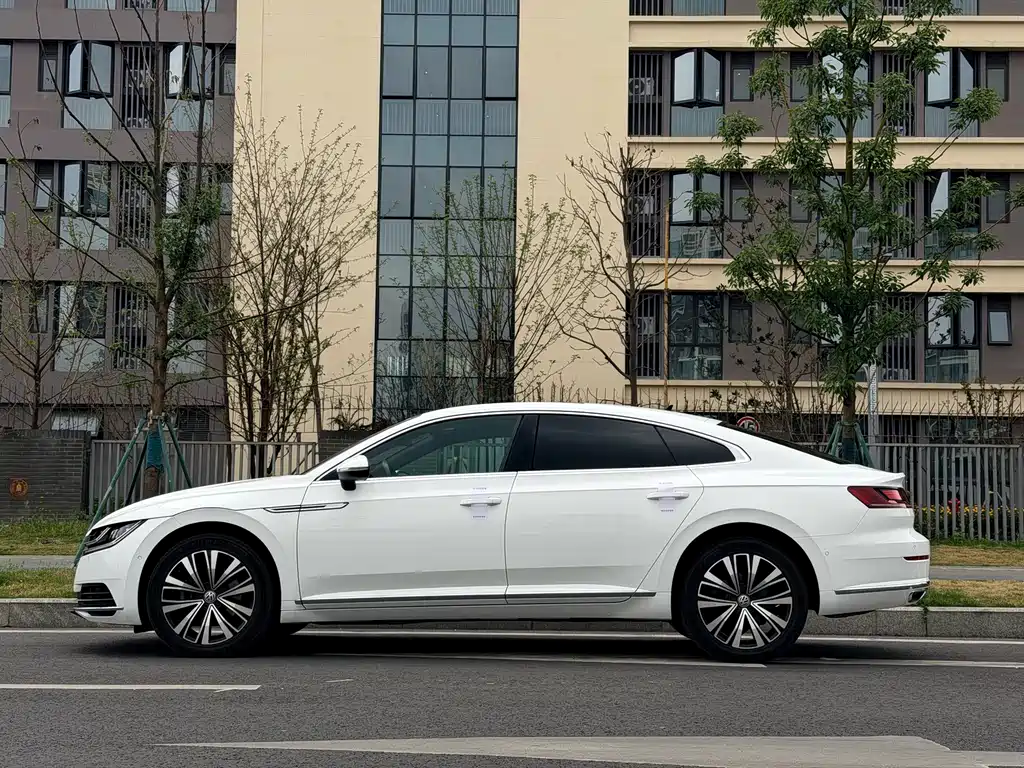 Volkswagen CC 2020 — фото 19