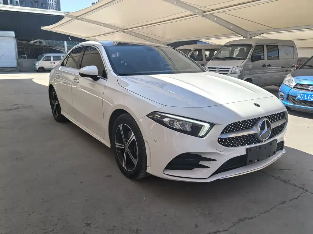 Mercedes-Benz A-Class 2022 — фото 1