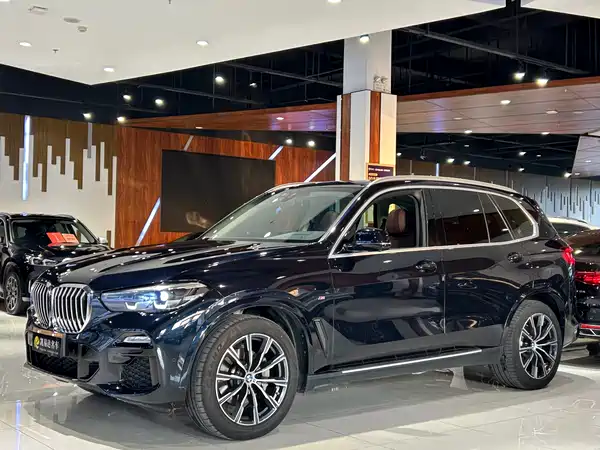 BMW X5 2021