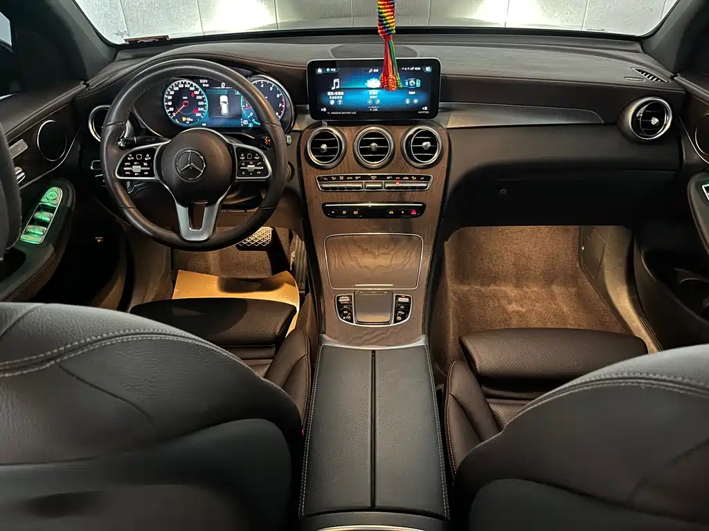 Mercedes-Benz GLC 2023 — фото 14