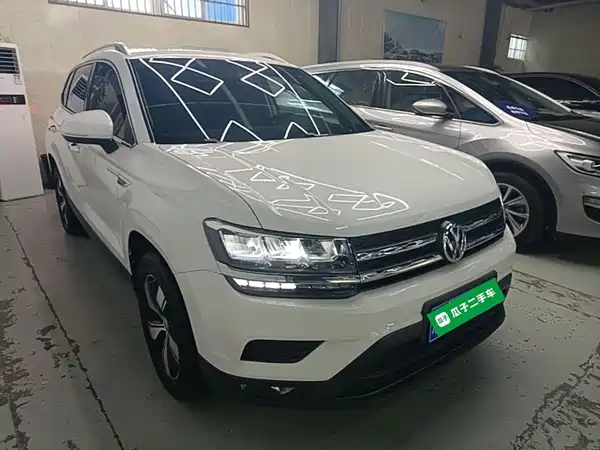 Volkswagen Tharu 2020
