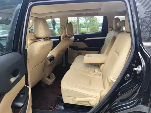Toyota Highlander 2018