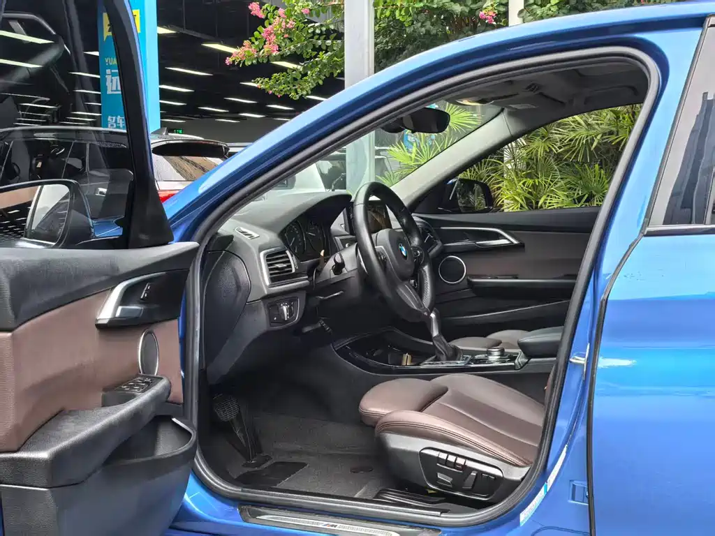 BMW 1 Series 2019