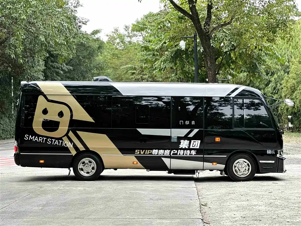 Toyota Coaster 2023 — фото 3