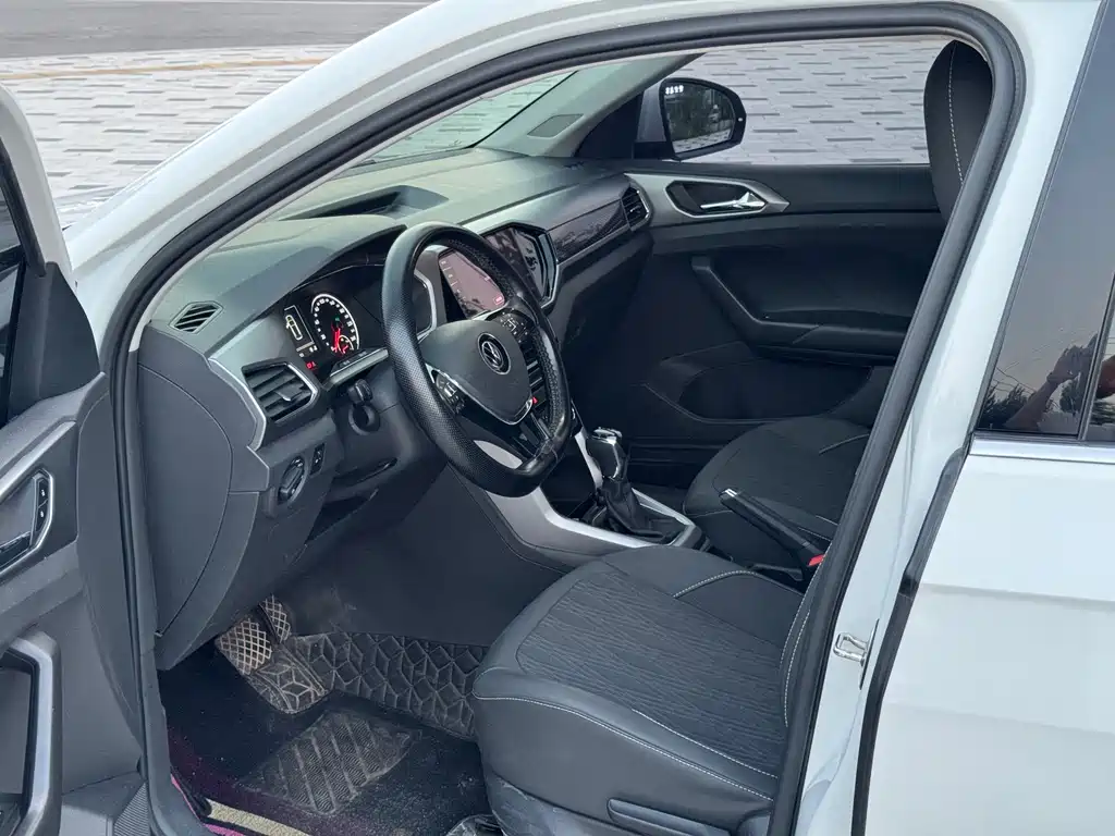 Volkswagen T-Cross 2021