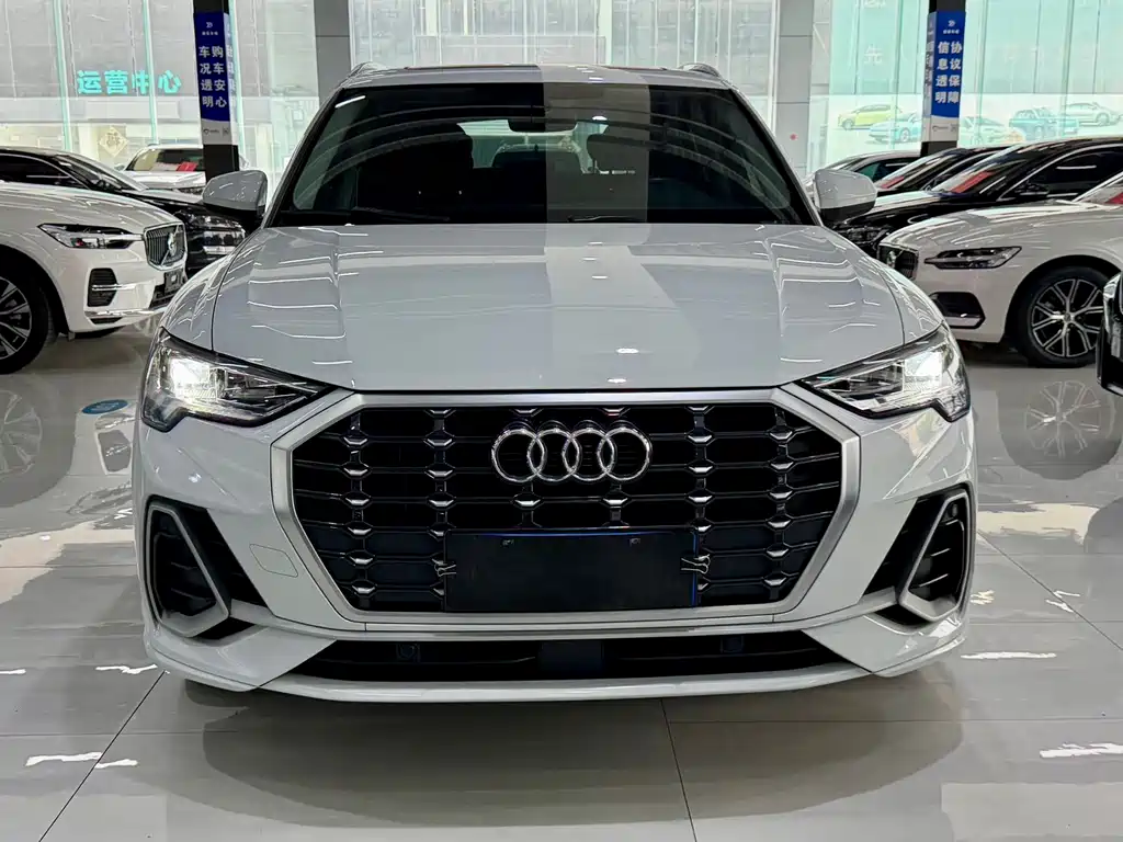 Audi Q3 2022