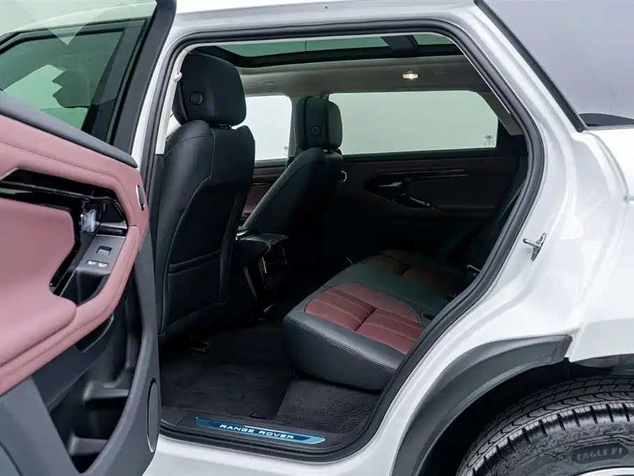 Land Rover Evoque 2026 — фото 17