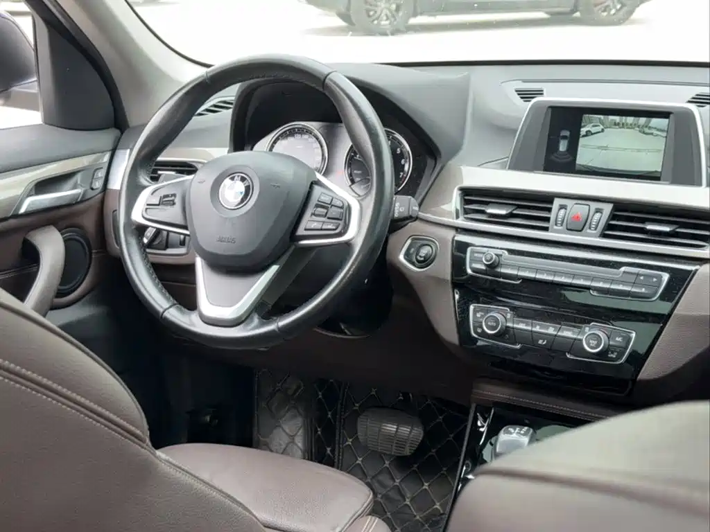 BMW X1 2019 — фото 18