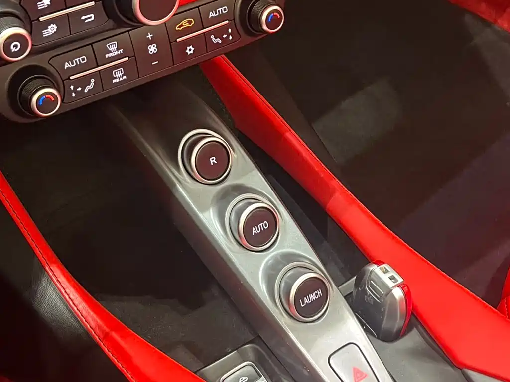 Ferrari Portofino 2019 — фото 7
