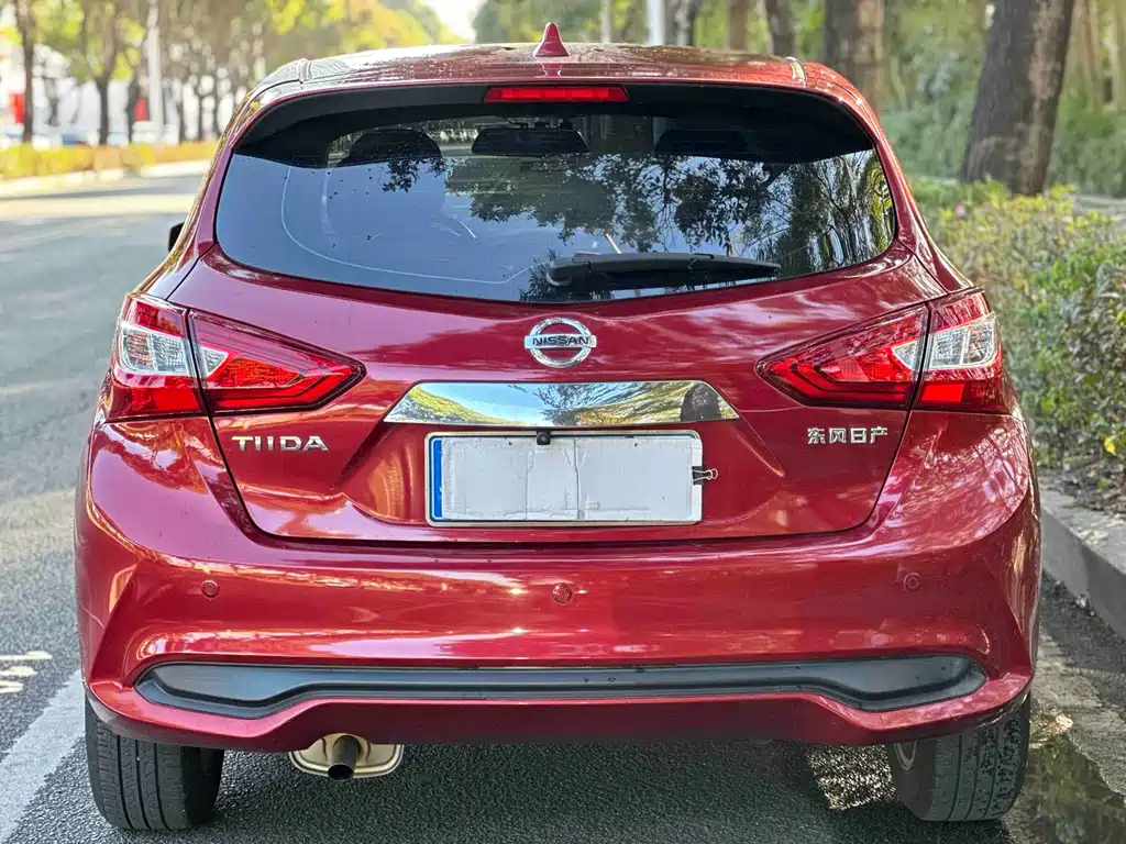 Nissan Tiida 2020 — фото 15