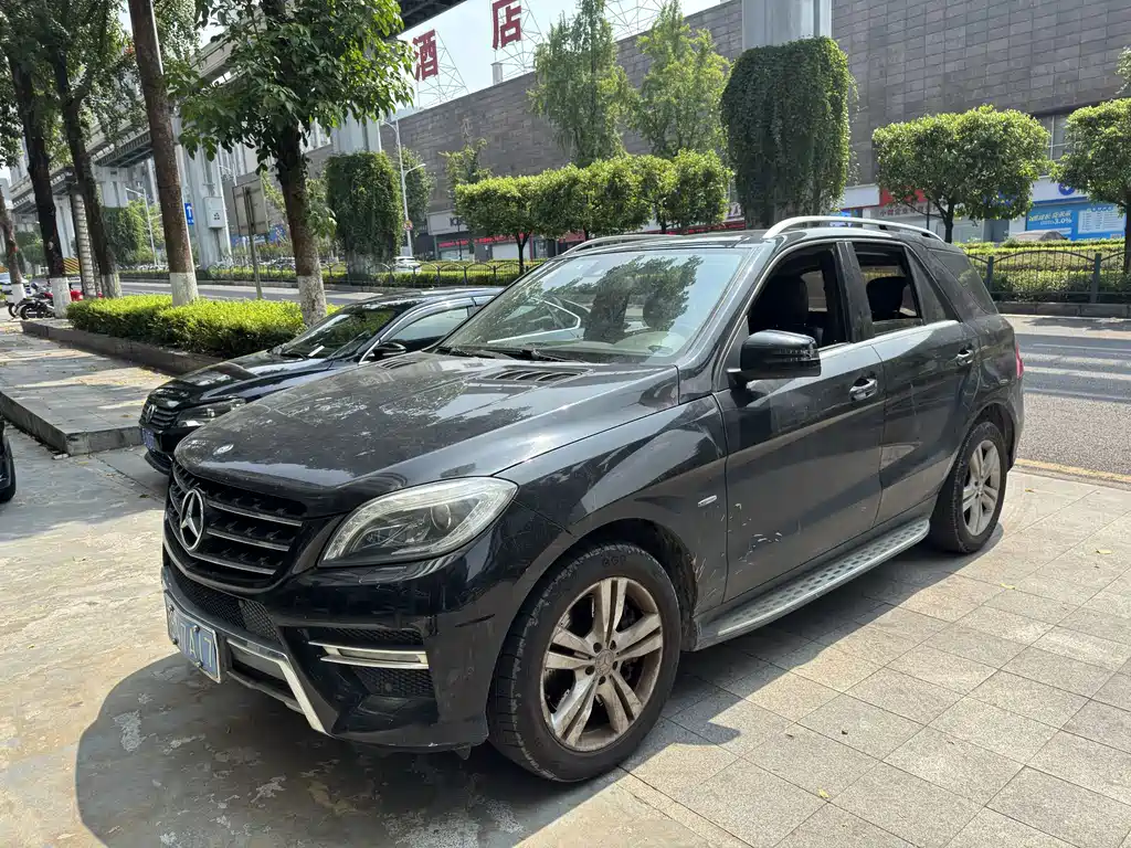 Mercedes-Benz M-Class 2012