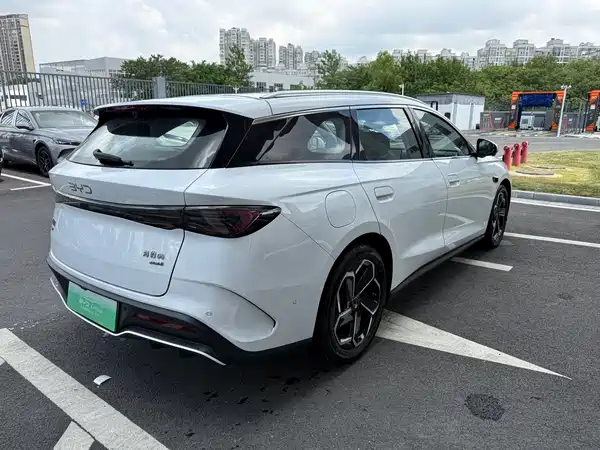 BYD Seal 06 DM-i Travel Edition 2025