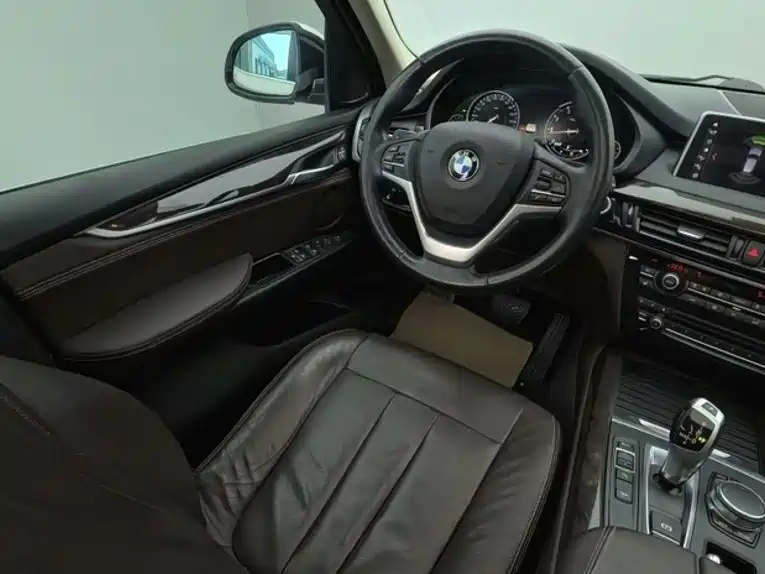 BMW X5 2018 — фото 14