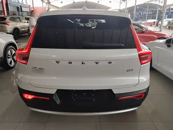 Volvo XC40 2023