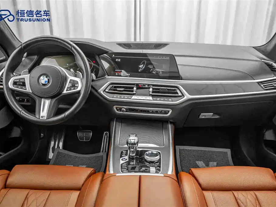 BMW X7 2021 — фото 13