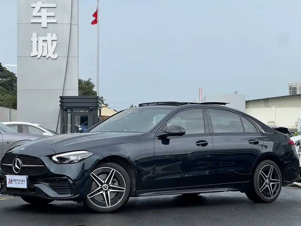 Mercedes-Benz C-Class 2023 — фото 1