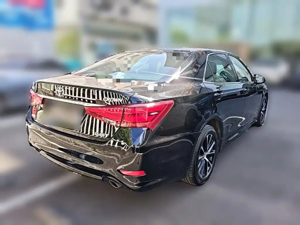 Toyota Crown 2019 — фото 5