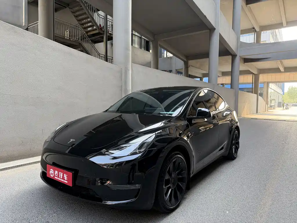 Tesla Model Y 2021 — фото 1