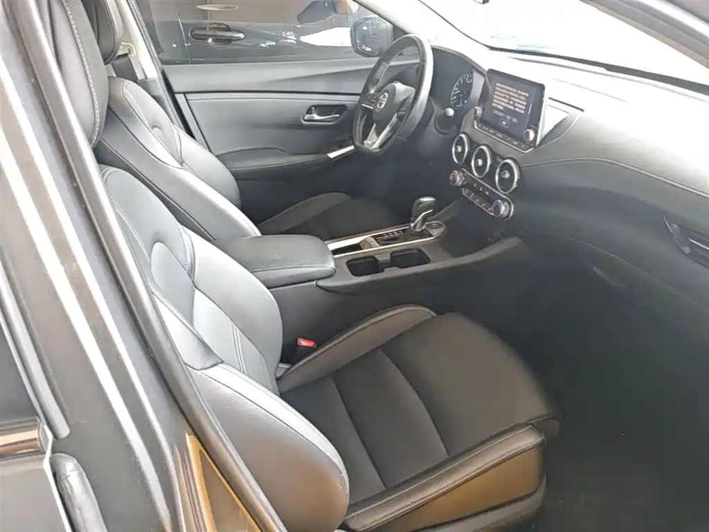 Nissan Sylphy 2020 — фото 25