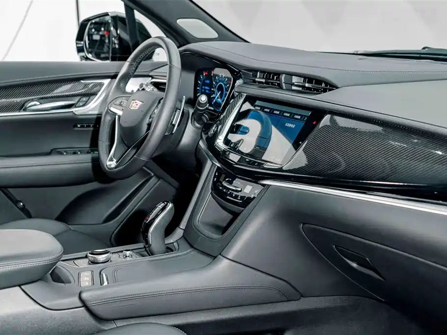 Cadillac XT6 2025 — фото 19