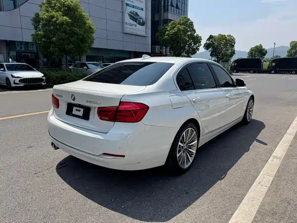 BMW 3 Series 2019