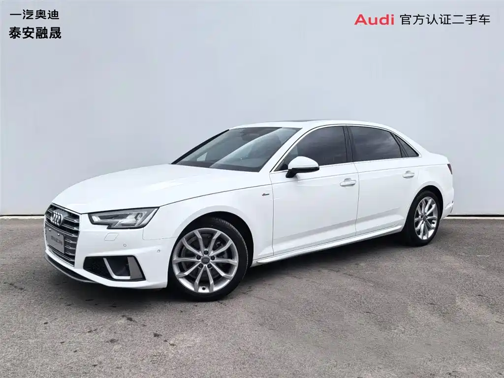 Audi A4L 2019 — фото 1