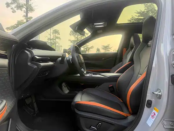 Changan UNI-V 2023