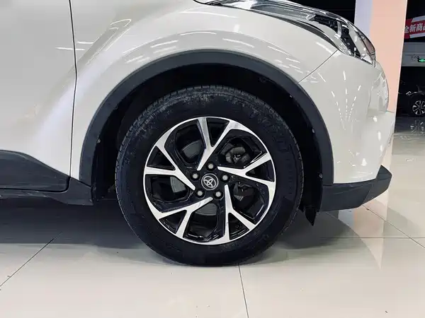Toyota C-HR 2021