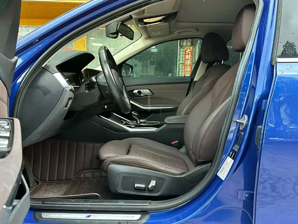 BMW 3 Series 2021