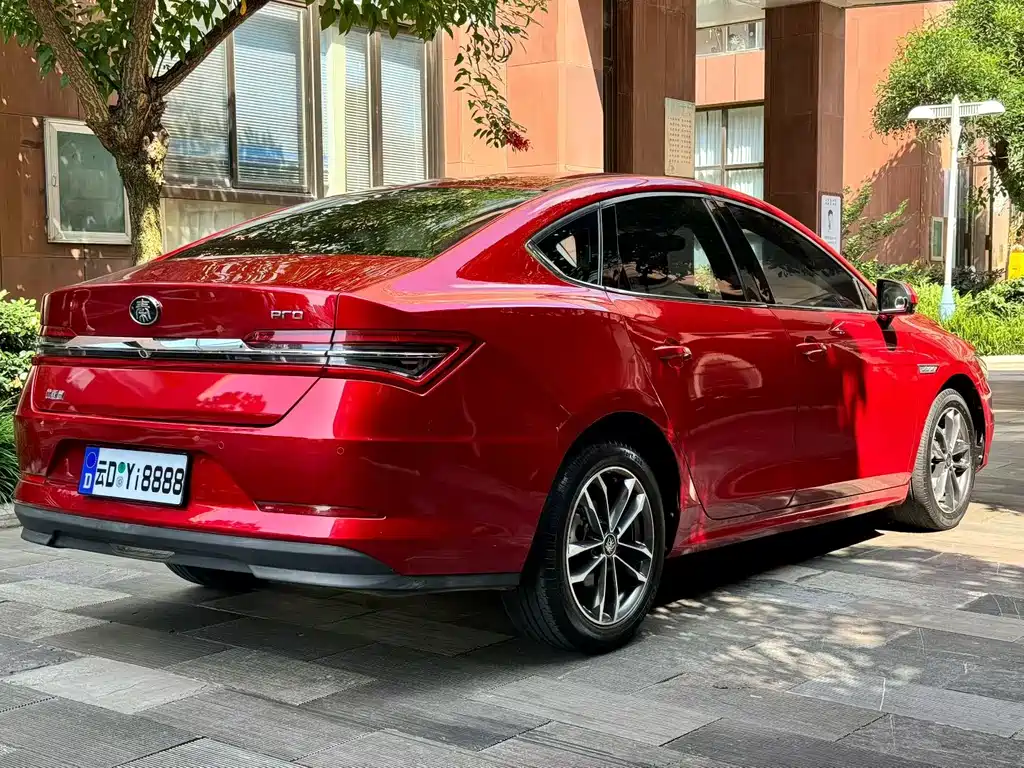 BYD Qin Pro 2021 — фото 9