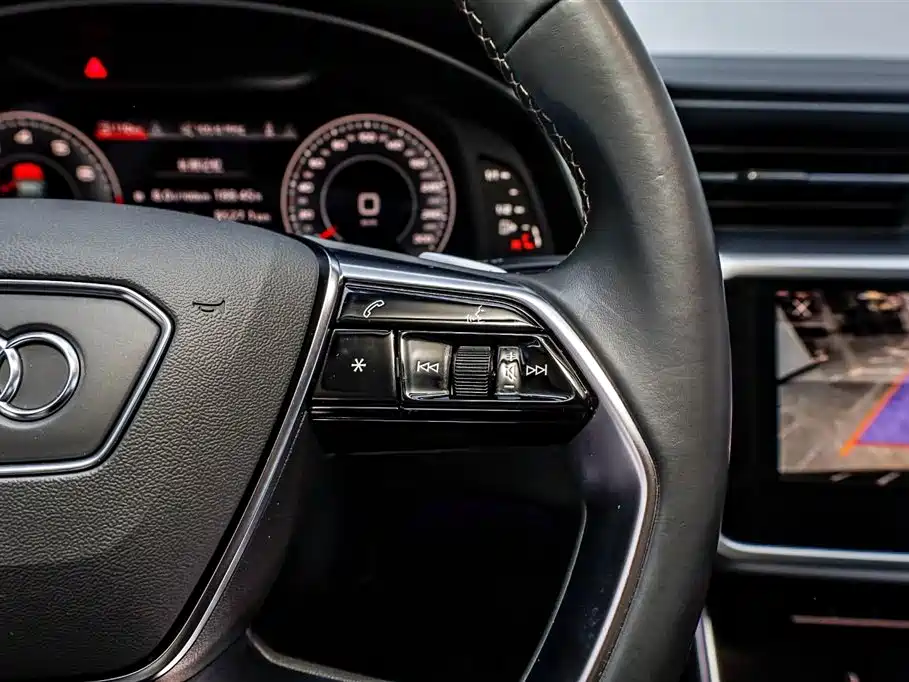 Audi A7L 2024 — фото 30