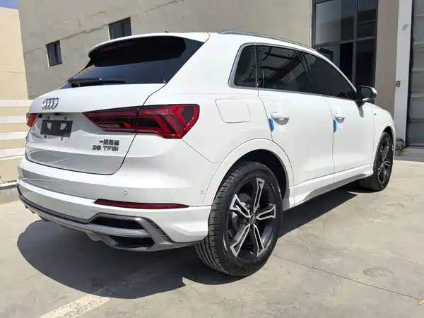 Audi Q3 2022