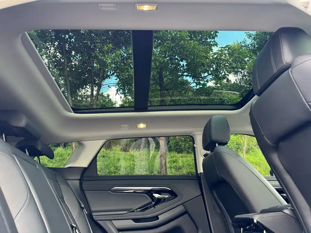 Land Rover Evoque 2022 — фото 23